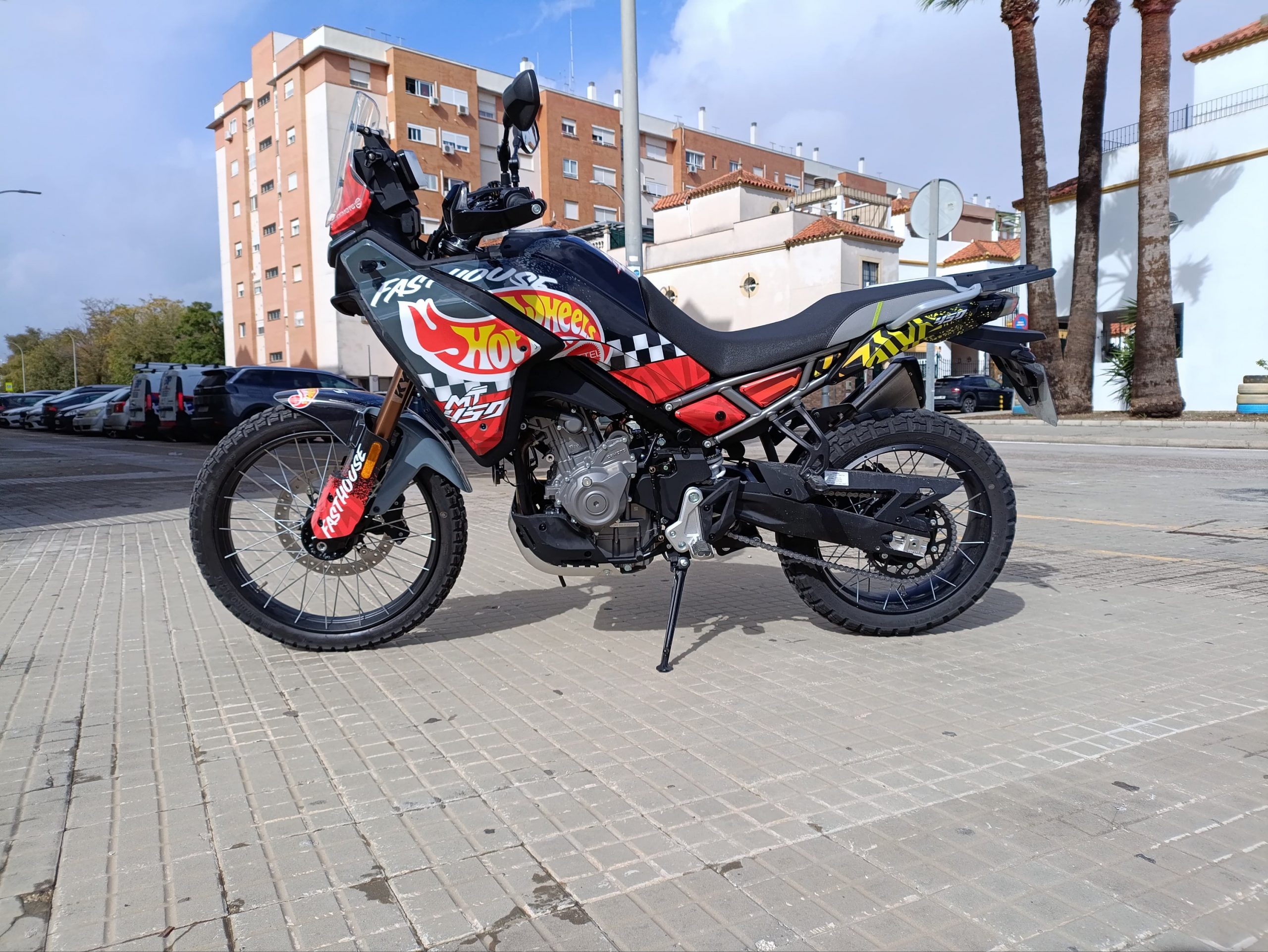 Kit Adhesivos CF Moto 450MT Hot Wheels - Imagen 3